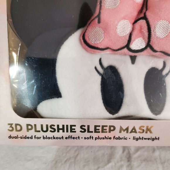 The Creme Shop 3D Plushie Minney Sleep Mask - Picture 4 of 6